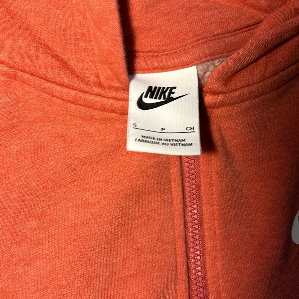Nike Small Quarter Zip Hoodie - Picture 3 of 4